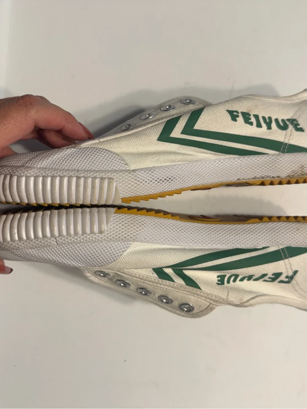 Feiyue Fe Lo 1920 Women's Canvas Slip-On Sneakers in Off-White and Green W7/M5